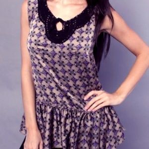 EUC. Cute Free People tunic with lace detail